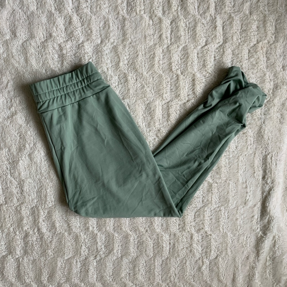 Gymshark Whitney Simmons Joggers Moss Green Size Medium